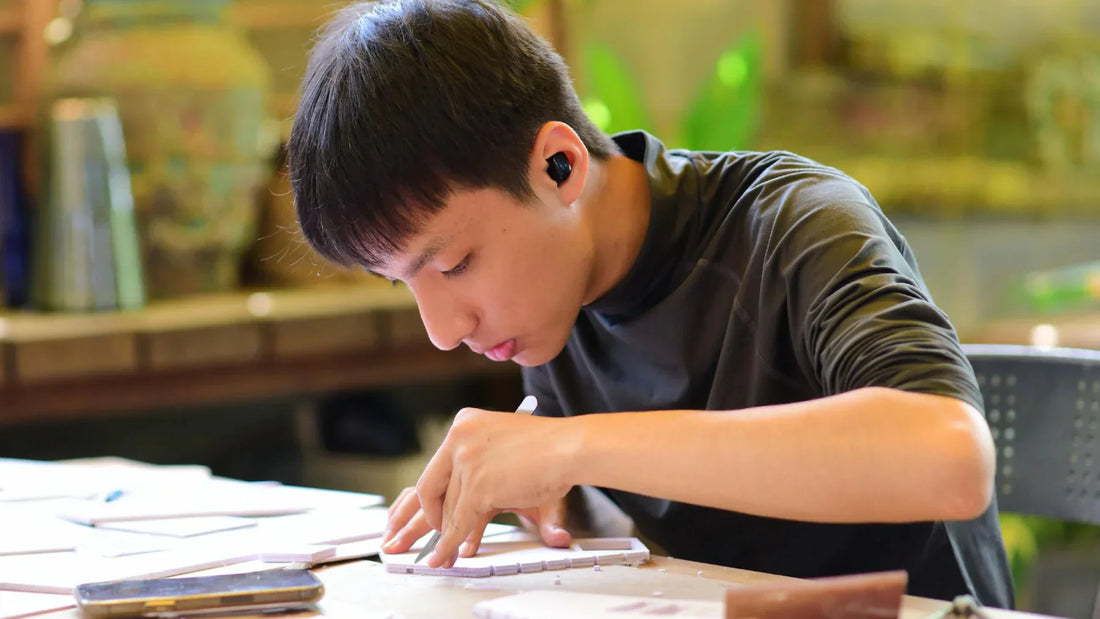 How to Stay Focused and Energized Throughout Your Workday?